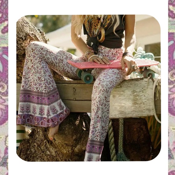 S M L XL Day Dream Flowering Flare Pants▪️New - Picture 2 of 2
